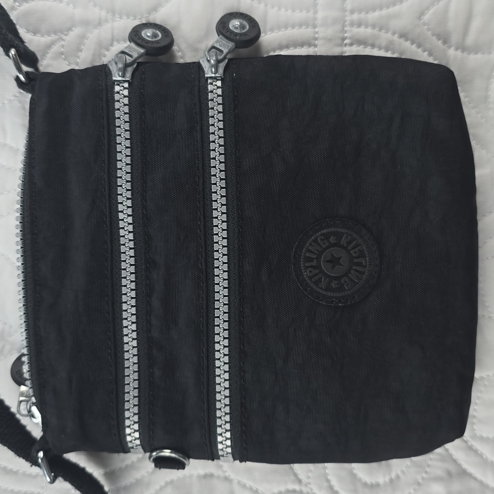 Kipling Black Nylon Crossbody Bag Multi Zip Lightweight Travel Everyday Purse - Picture 2 of 8